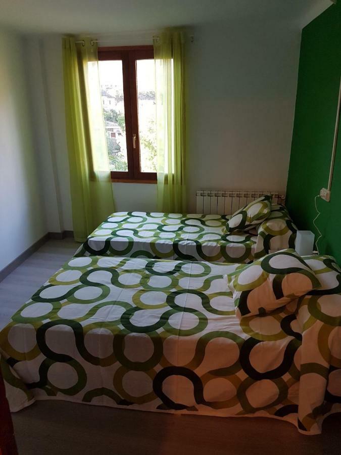 Casa Ponet Villa Valencia D'Aneu ภายนอก รูปภาพ